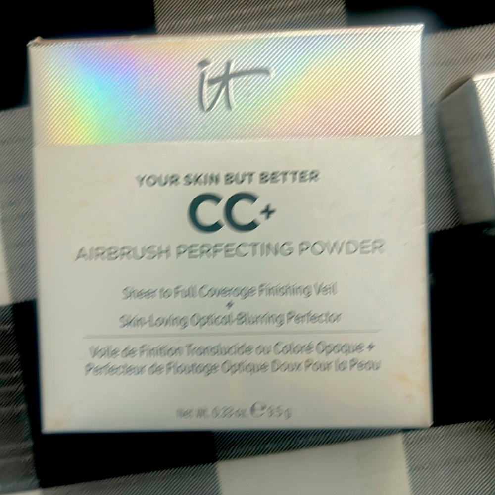 Full coverage it coverage airbrush perfecting powered..